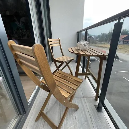 Apartment Damar Divcibare